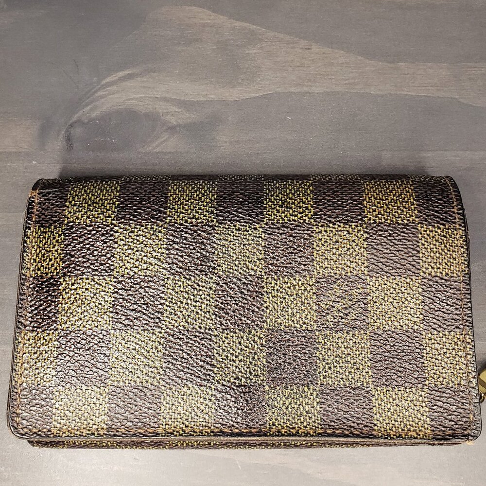 Louis Vuitton Bifold Wallet - Damier Ebene (Porte Monnaie Billets Tresor)